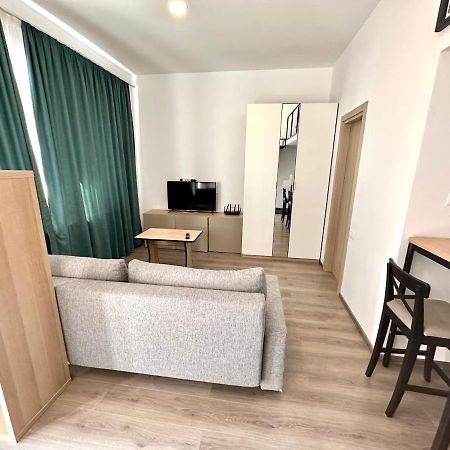 Zen House Apartment Бузау Екстериор снимка