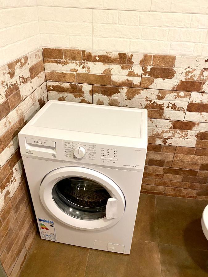 Zen House Apartment Бузау Екстериор снимка