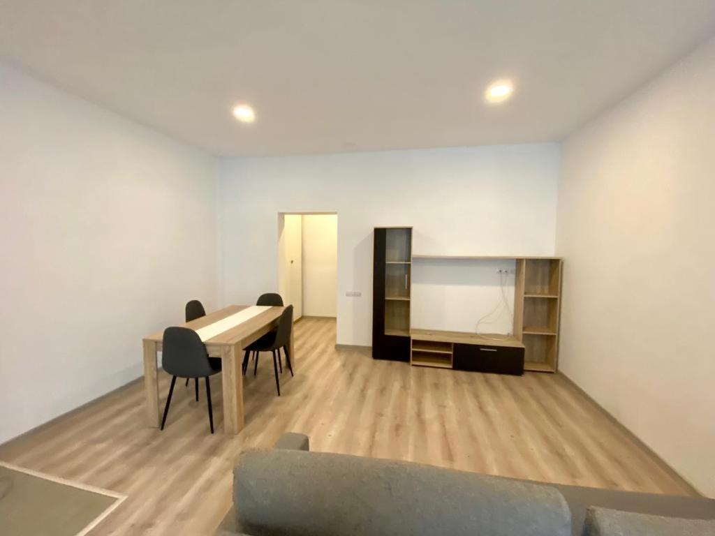 Zen House Apartment Бузау Екстериор снимка